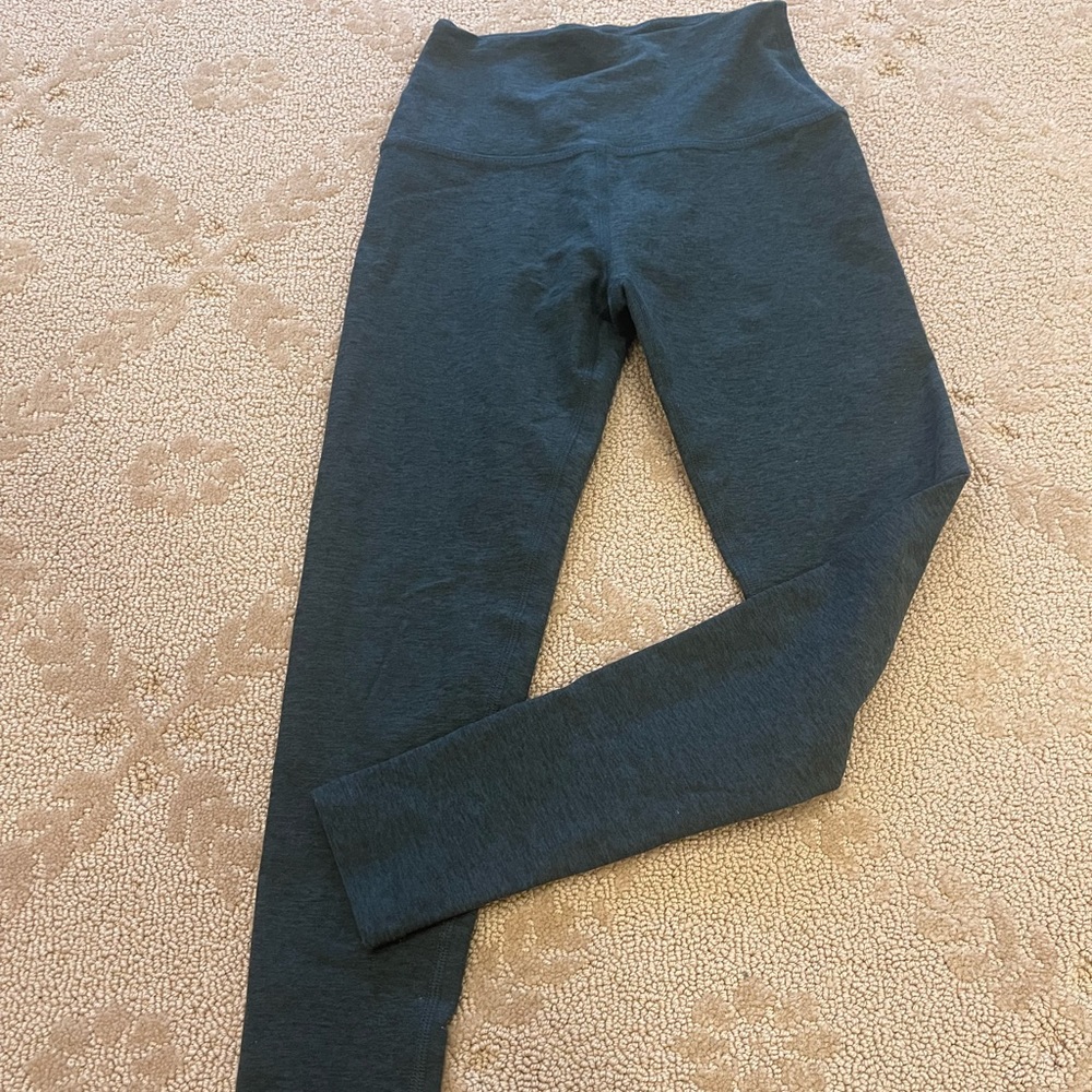 Beyond Yoga Green spacedye Caught in The Midi leggings